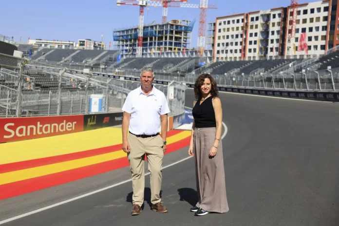 Fórmula 1.- Ayuso subraya el "éxito organizativo y económico" de la F1 que hará que el mundo mire Madrid "más que nunca"