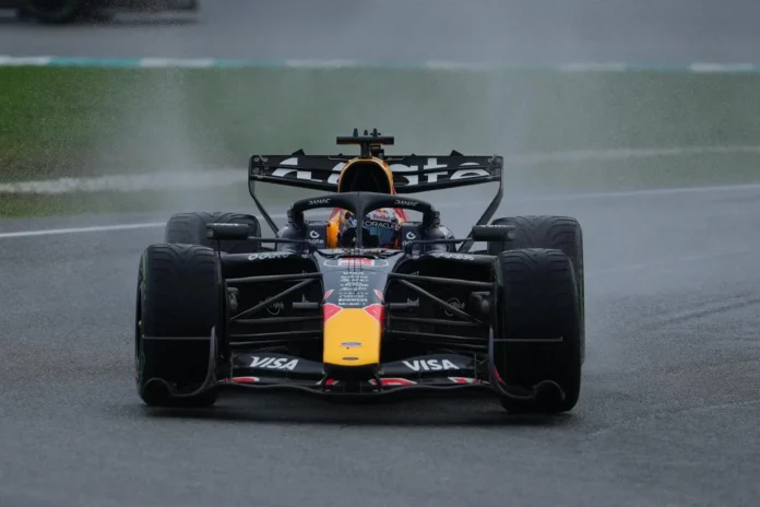Fórmula 1/GP Baréin.- AMP.- Verstappen reina en la surrealista carrera de Sepang y Alonso entra en los puntos