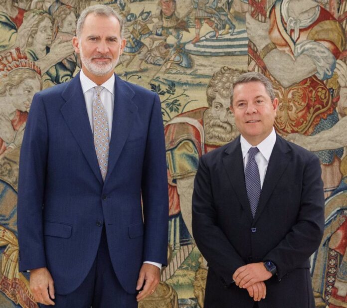 Rey Felipe VI con Emiliano García-Page