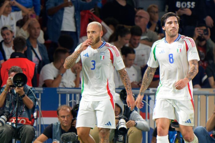 Fútbol/Liga Naciones.- (Crónica) Italia remonta a Francia con golazos en el Parque de los Príncipes