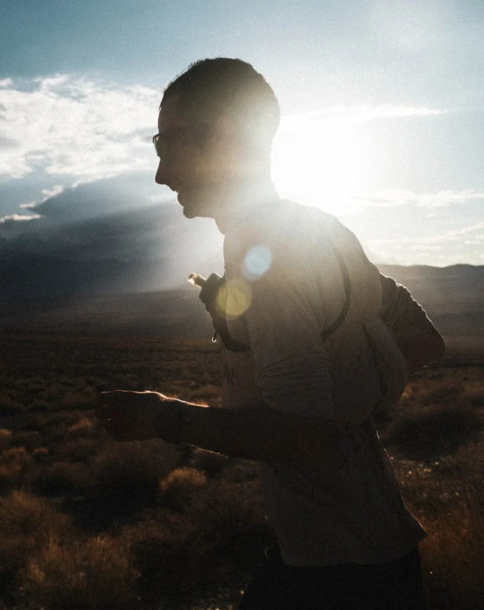 Varios.- Kilian Jornet completa la travesía 'States of Elevation' coronando 72 cimas americanas en un mes