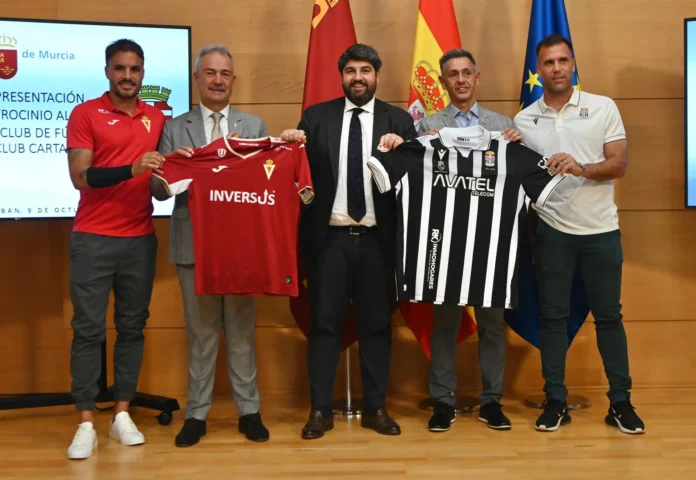 Fútbol.- López Miras anuncia ayudas de 75.000 euros a Real Murcia y Cartagena para esta temporada