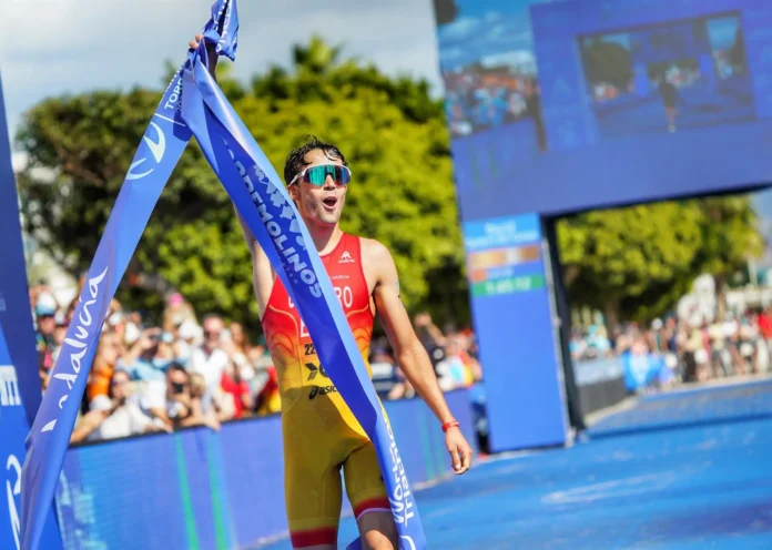 Triatlón.- El triatleta español David Cantero acaba segundo en las Finales de las Series Mundiales en Australia