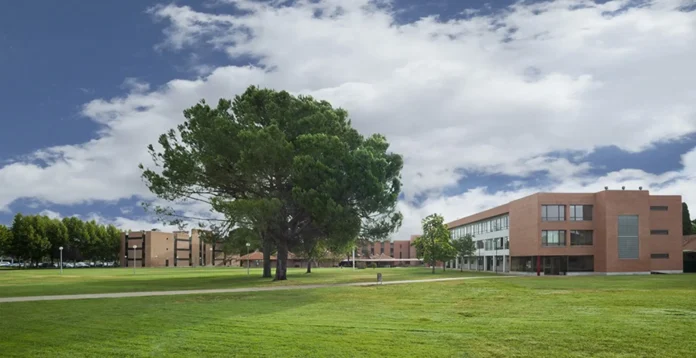 Varios.- La Universidad Camilo José Cela, reconocida por el CSD por su apoyo a los deportistas de alto nivel