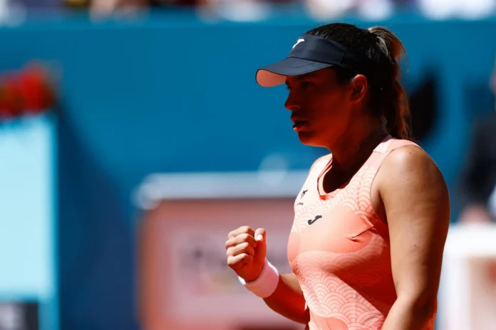 Tenis.- Jessica Bouzas se despide a las primeras de cambio en el torneo de Guangzhou