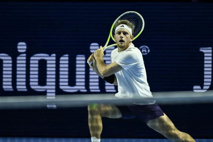 Tenis.- AMP.- Davidovich se mete en la final de Basilea contra Fonseca, verdugo de Munar