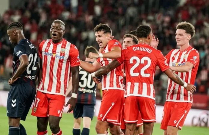 Fútbol/Segunda.- (Crónica) El Almería escala por el ascenso directo y el Burgos se postula en Leganés