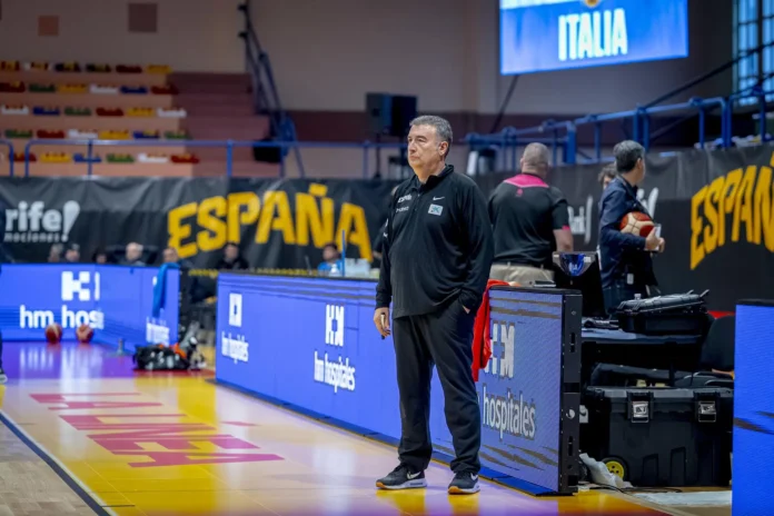 Baloncesto/Selección.- Miguel Méndez: