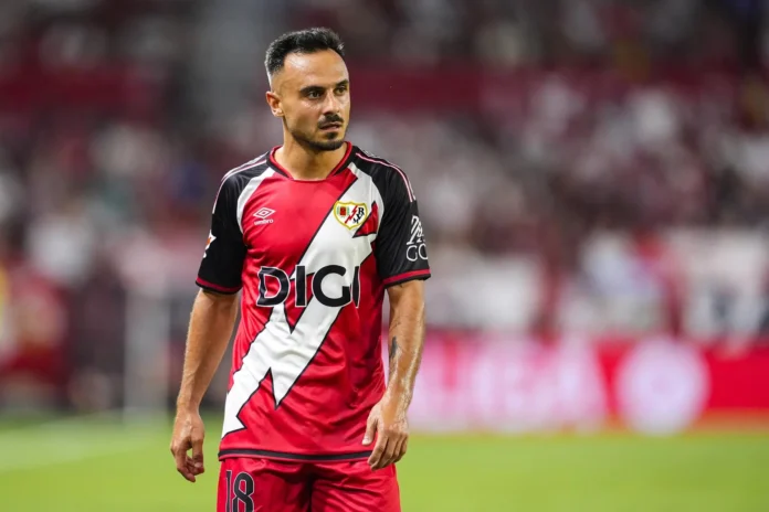 Fútbol.- Álvaro García: "Necesitamos volver cuanto antes a Vallecas"