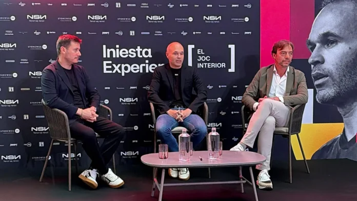 Fútbol.- Andrés Iniesta inaugura en Barcelona la exposición interactiva 'Iniesta Experience'
