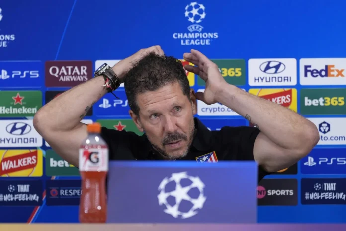 Fútbol/Champions.- Simeone: "Esperemos que Julián pueda seguir creciendo y llegando al lugar donde lo queremos ver"