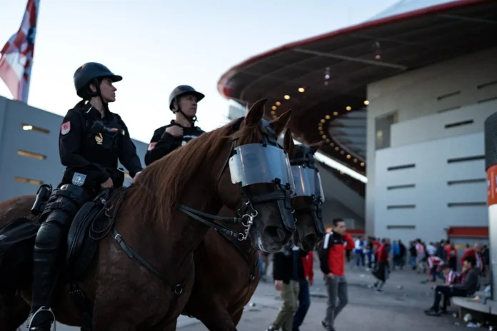 Fútbol/Champions.- Unos 1.150 efectivos integrarán el dispositivo de seguridad para el Atlético-Manchester United