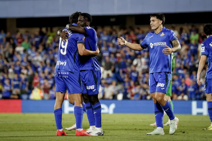 Fútbol/Conference.- El Getafe abrirá la Conference en Rumanía y la cerrará a domicilio ante el Ajax