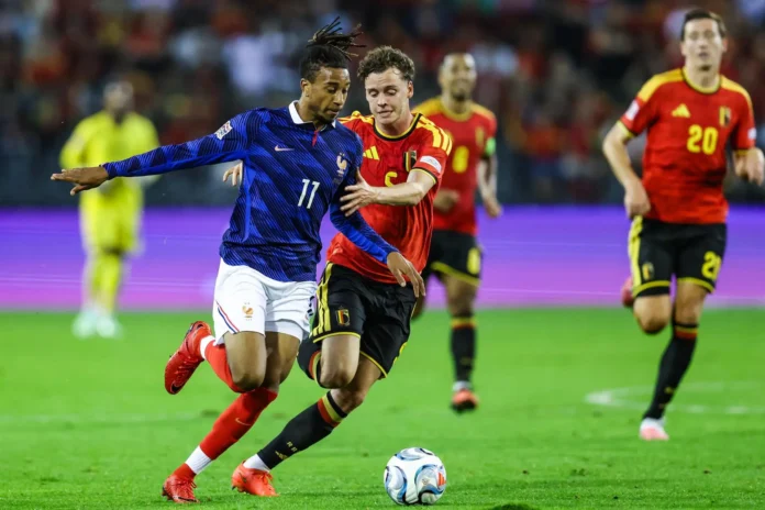 Fútbol.- (Crónica) Olise desatasca a Francia ante Bélgica e Italia renace en Turquía