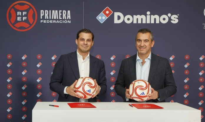 Fútbol.- Domino's Pizza se convierte en patrocinador oficial de la Primera Federación