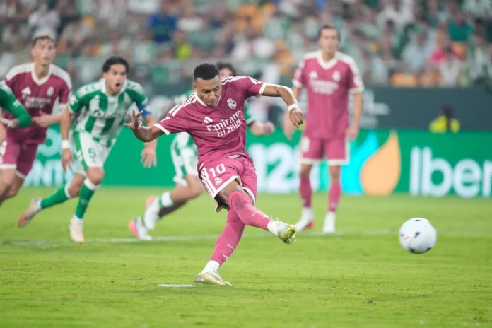 Fútbol.- El CTA insiste en que Bartra "no comete ninguna infracción" y que es correcto no repetir el penalti de Mbappé