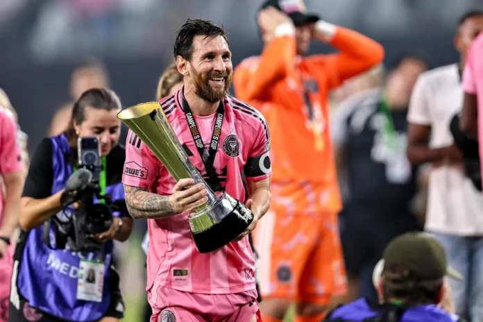 Fútbol.- El delantero argentino Leo Messi se convierte en nuevo dueño del CD Eldense