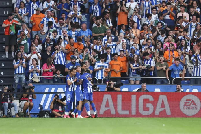 Fútbol.- El Deportivo denuncia "insultos y presiones" a sus futbolistas y anuncia medidas