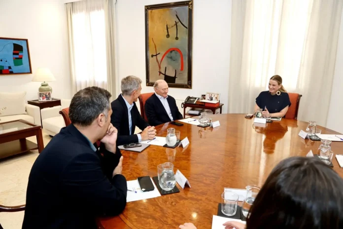 Fútbol.- El Mallorca traslada a Prohens sus planes para el fútbol femenino: "Cada temporada iremos aumentando equipos"