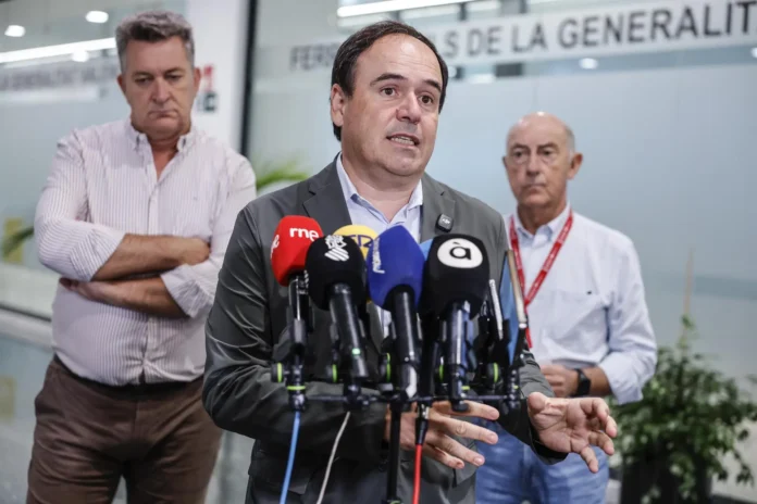 Fútbol.- El presidente de la Generalitat critica la "imprudencia de LaLiga" por no suspender antes el Levante-Athletic