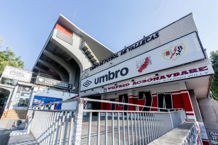 Fútbol.- El Rayo Vallecano asegura que LaLiga no atendió su petición de aplazamiento del partido ante el Alavés