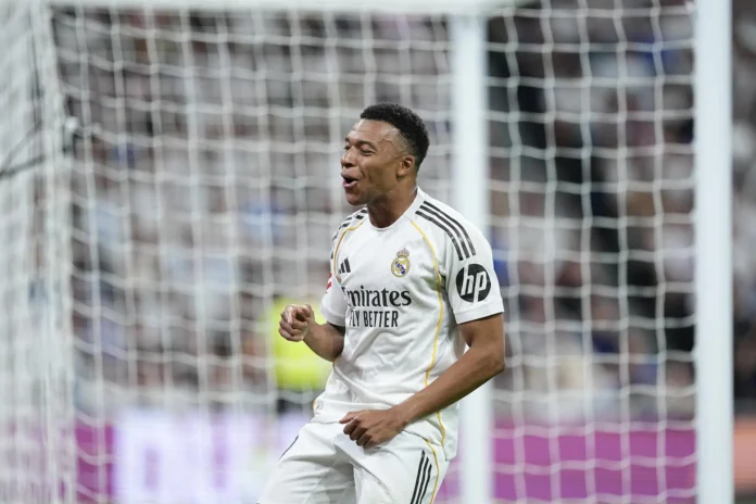 Fútbol.- El Real Madrid carbura en su último amistoso contra el Schalke