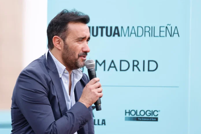Fútbol.- El Real Madrid carga contra Juanma Castaño por su "inadmisible comparación" entre RMTV y el diario Gara