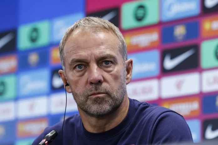 Fútbol.- Flick elogia a De la Fuente: "Es perfecto lo que hace con mis jugadores, gestiona los minutos"