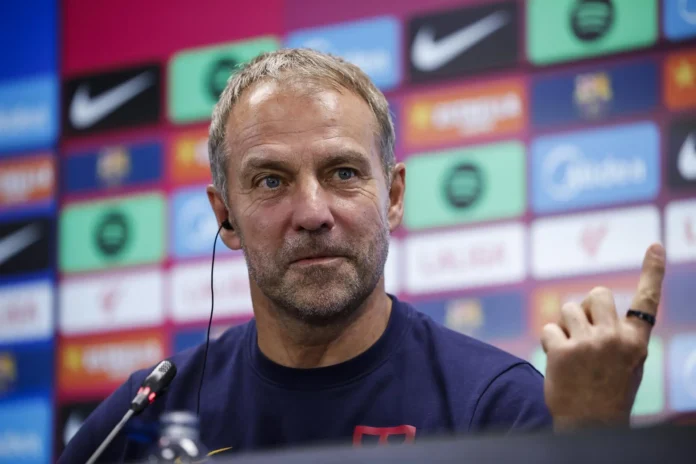 Fútbol.- Hansi Flick y las aspiraciones al Balón de Oro: "Lamine es sincero y tiene confianza en sí mismo"