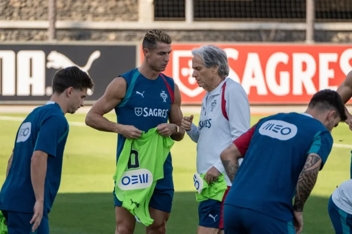 Fútbol.- Jorge Jesús ha "leído" el comunicado de Cristiano y se centra "en trabajar y en pensar en la selección"