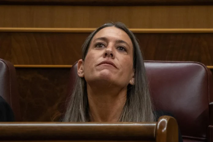 Fútbol.- Junts pide explicación a Interior por detener a un fan del Barça con estelada y llama "animales" a los policías