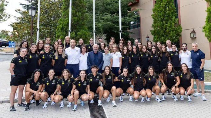 Fútbol.- La AESAF pone en valor el arbitraje femenino de la Liga F "en una competición cada vez más exigente"
