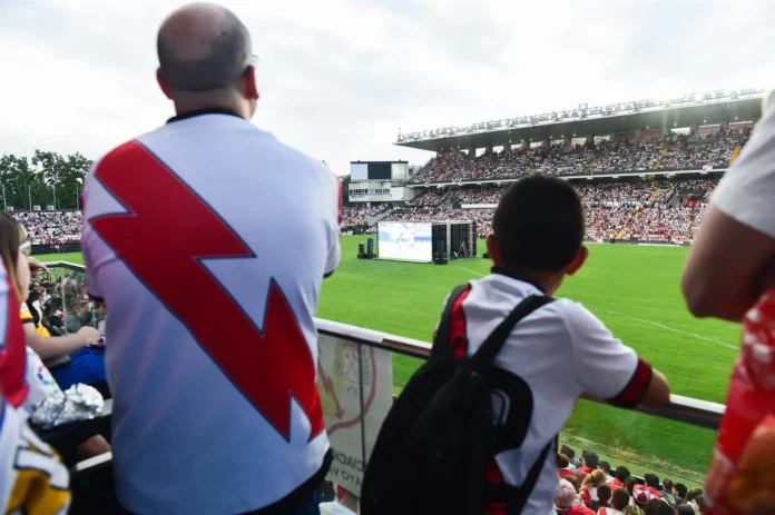 Fútbol.- La Comunidad confía en que el Rayo vuelva a Vallecas en octubre pero avisa de que aún no está "a la altura"