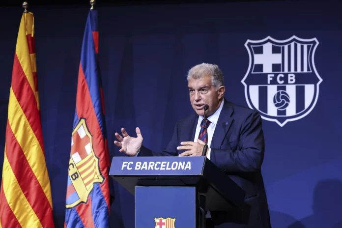 Fútbol.- Laporta insiste en que siguen "muy interesados" en fichar a Julián Álvarez si el Atlético está dispuesto