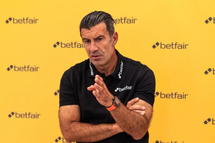 Fútbol.- Luis Figo, sobre el Clásico: "El Real Madrid seguramente tendrá opciones a la contra"