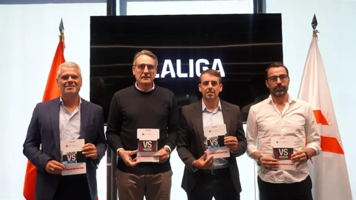 Fútbol.- Más de 2.000 equipos de fútbol base de Baleares llevarán brazaletes contra el bullying y el racismo