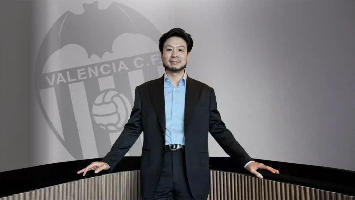 Fútbol.- Peter Lim vende al consorcio 'Pitchwise' el 42 por ciento del Valencia CF
