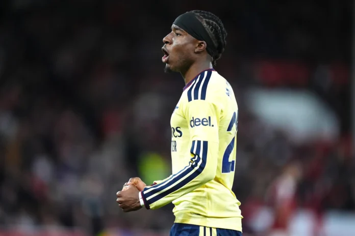 Fútbol/Premier.- (Crónica) El Arsenal gana con lo mínimo al Forest y el Manchester United sigue flojeando