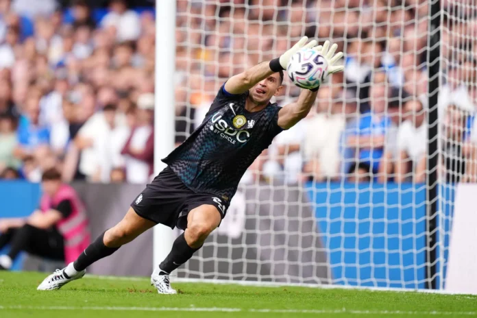 Fútbol/Premier.- El Chelsea de Xabi Alonso se impone en un festival de goles al Brigthon y con debut del 'Dibu' Martínez