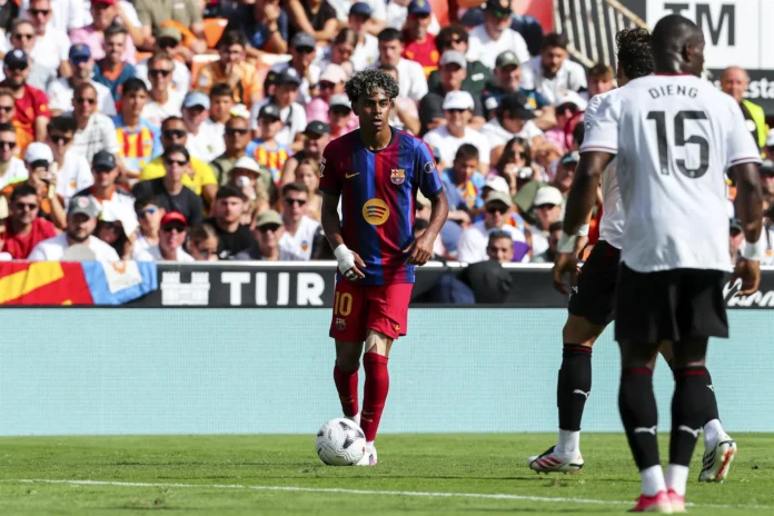 Fútbol/Primera.- Crónica del Valencia CF - FC Barcelona: 0-5