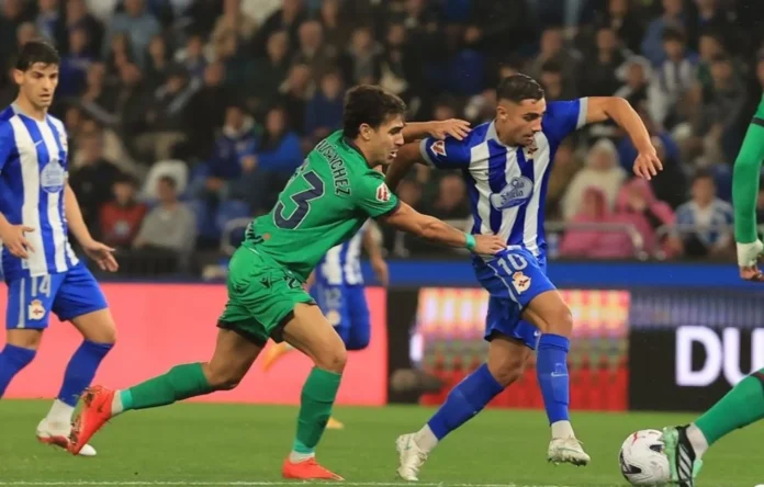 Fútbol/Primera.- Deportivo y Levante siguen estancados en Riazor