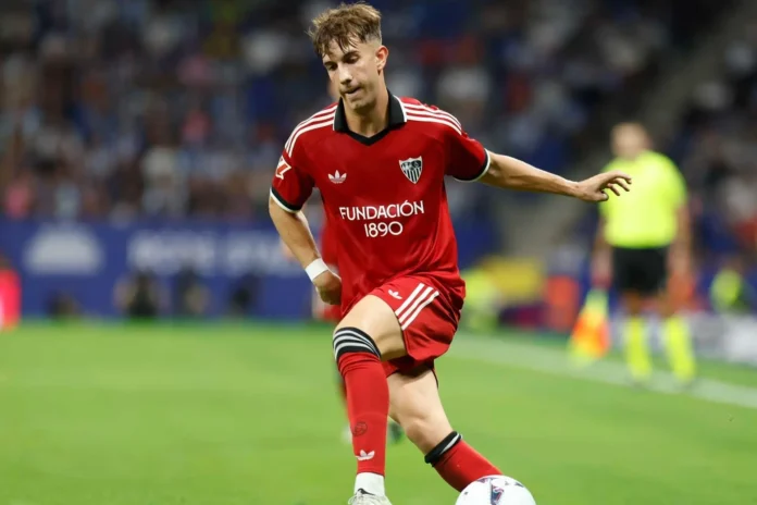 Fútbol/Primera.- Miguel Sierra gana el partido del Sevilla en A Coruña