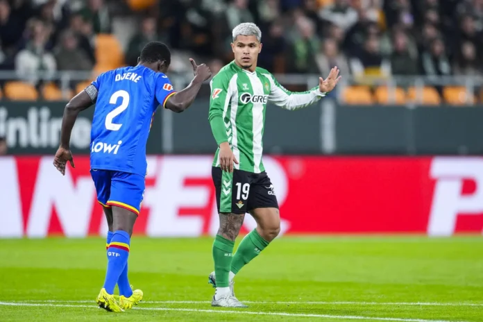 Fútbol/Primera.- (Pre) El Betis defiende su momento ante un irregular Getafe y Málaga y Villarreal ansían estrenarse
