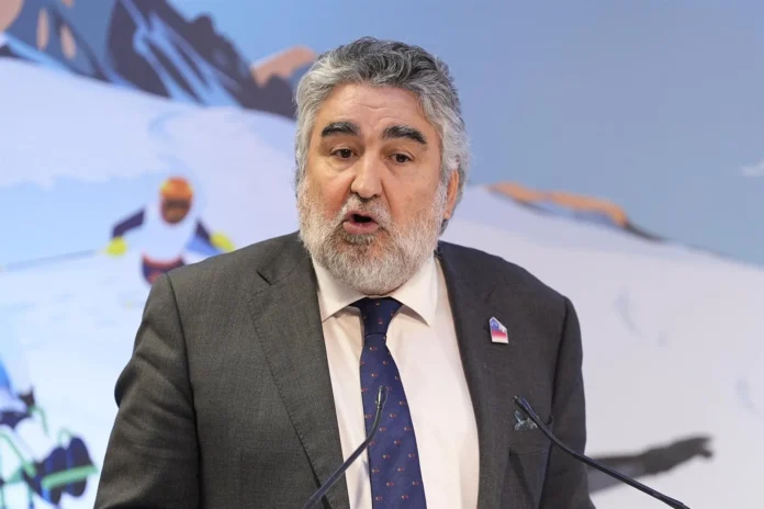 Fútbol.- Rodríguez Uribes: "El Estado tiene la obligación de promocionar y fomentar los valores del fútbol femenino"