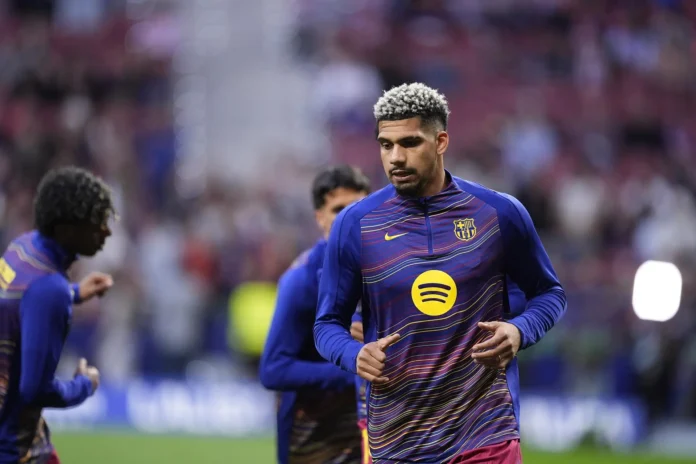 Fútbol.- Ronald Araujo se marcha cedido al Liverpool