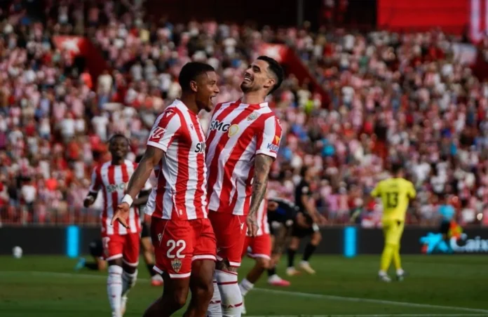 Fútbol/Segunda.- (Crónica) El Almería golea al Leganés y aprovecha la derrota del Castellón