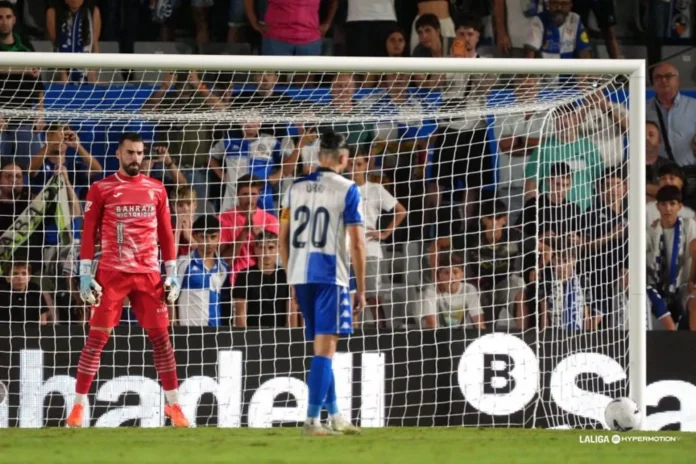 Fútbol/Segunda.- (Crónica) El Sabadell impide la remontada del Córdoba (3-2) con un gol agónico de Urri
