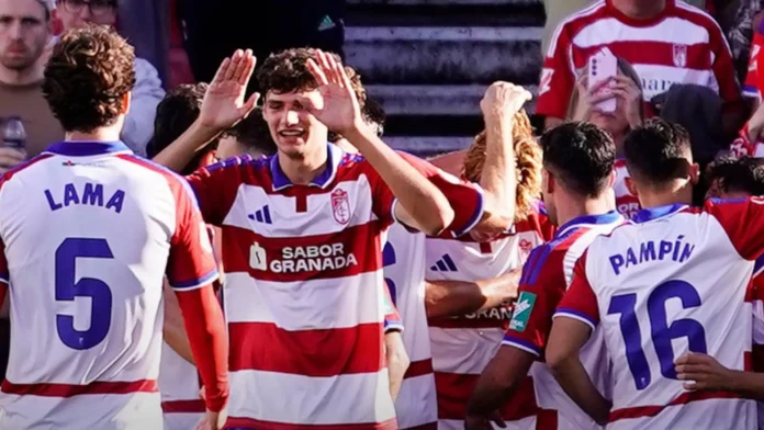 Fútbol/Segunda.- El Granada sigue al alza y duerme en puestos de 'playoffs'