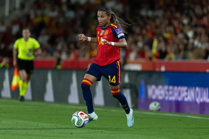 Fútbol/Selección.- Alba Redondo sustituye a Vicky López en la convocatoria de España