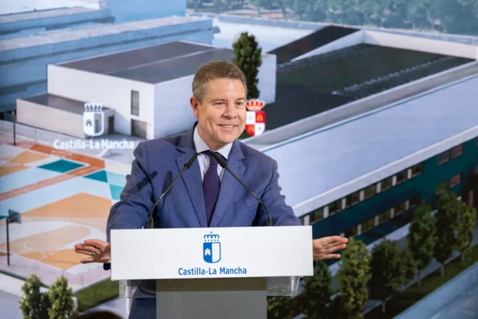 García-Page anuncia 23 millones de euros más para climatización de centros y 1.000 nuevos profesionales para la inclusión educativa